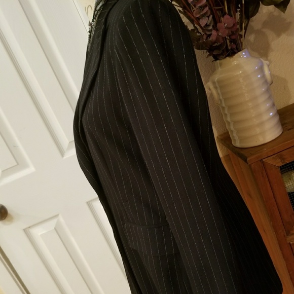 Stunning Neiman Marcus Blazer - Picture 3 of 5